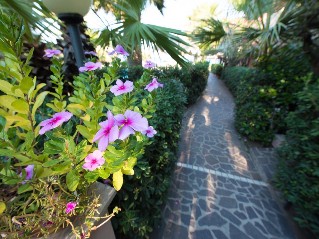 Baia Del Godano Resort & Spa Capo Vaticano Eksteriør billede