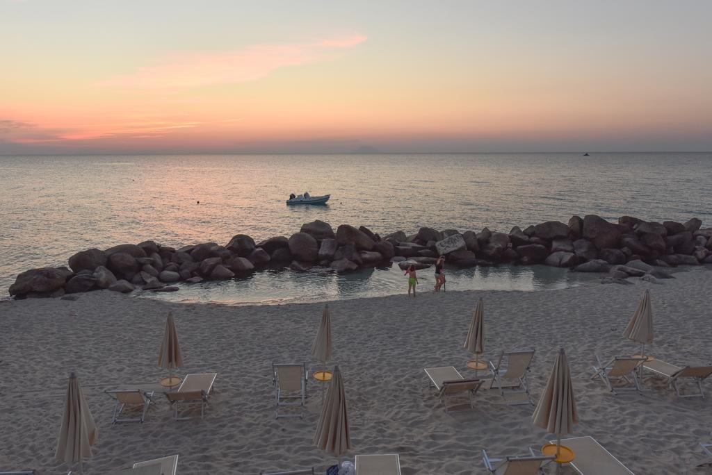 Baia Del Godano Resort & Spa Capo Vaticano Eksteriør billede