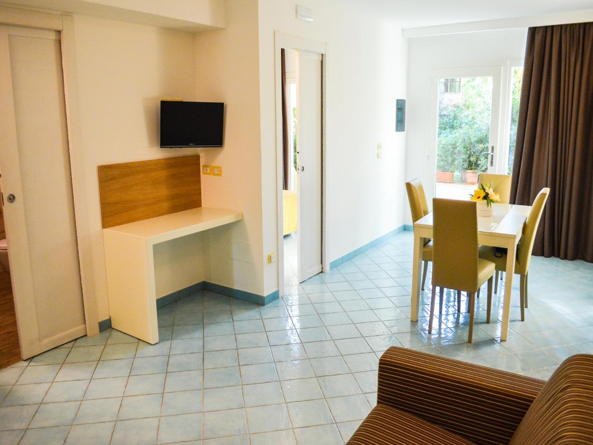 Baia Del Godano Resort & Spa Capo Vaticano Eksteriør billede